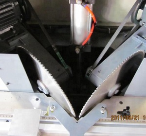MJ355 алюминиевая 45 градусов mdf режущая машина угловая режущая Машина деревообрабатывающая двойная головка 45 градусов режущая машина алюминий - Product Image 4