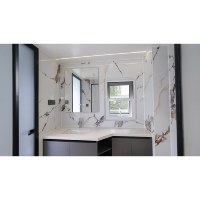Maison capsule intelligente à économie d'énergie en matériaux composites avancés