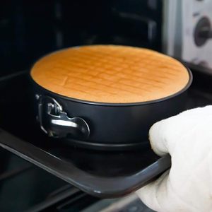 <span class=keywords><strong>Springform</strong></span> Pan, nhiệm vụ nặng nề Cheesecake Pan, <span class=keywords><strong>2</strong></span> trong 1 với đáy có thể tháo rời và nhanh chóng phát hành chốt với lò nướng bánh - Product Image 4