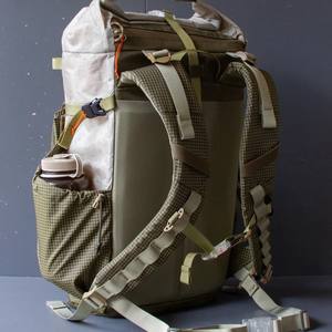 Sac à dos de randonnée en nylon imperméable robuste OEM - Noir 30L Léger pour le trekking et le cyclisme Modèle 001 Taille L |   Commandes en gros disponibles - Product Image 3