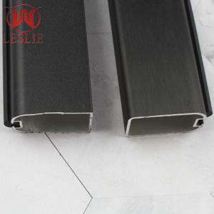 Barra de Soporte Cuadrada de Aluminio para Colgar Ropas en Armarios, de 12/18mm, para Montaje en Pared - Product Image 1