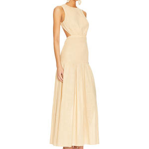 فستان نسائي غير رسمي عالي الجودة مكشوف الظهر بفتحة رقبة دائرية تصميم مكشكش بخصر مرن فستان ماكسي مخصص - Product Image 1