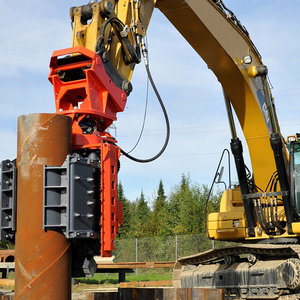Pilote <span class=keywords><strong>de</strong></span> pieu à serrage latéral à haute fréquence, un assistant d'empilage rapide pour les extrémités avant des excavatrices - Product Image 2