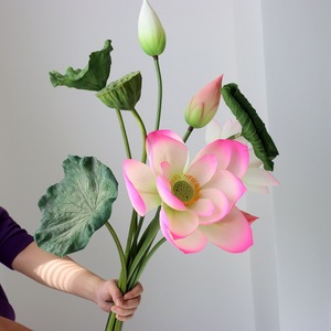 Morbida gomma artificiale loto ninfea Bouquet lavabile <span class=keywords><strong>fiori</strong></span> falsi per soggiorno decorazione per san valentino all'ingrosso - Product Image 2