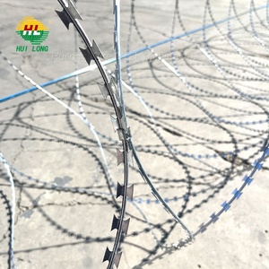 Alambre de Púas Metálico de Calidad Premium, Antiescalada, Resistente a la Corrosión, con Espinas de Seguridad Galvanizadas, Tipo <span class=keywords><strong>Concertina</strong></span>, Longitud de 300m-500m - Product Image 5