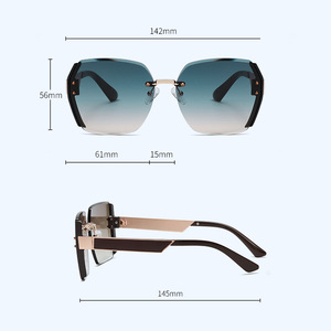 Wanda Women's Sunglasses TB3103 UV400 PC Lens Black Frame Fashion Outdoor Driving Sun Protection - Product Image 4