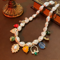 Elegante Collar con Dijes de Perlas, Corazón de Fresa y Rosa, Chapado en Oro, Joyería Diaria para Mujer, Aniversario, Venta al por Mayor