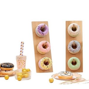 Soporte de Madera para Donuts de 3 Niveles, Color Natural, Reutilizable, Exhibidor de Postres para Fiestas de Cumpleaños - Product Image 3