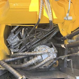 Excavatrice sur chenilles Komatsu PC128US-2 d'occasion, modèle 2022, engin de terrassement avec moteur, boîte de vitesses, pompe et roulement, à vendre - Product Image 3
