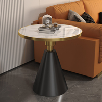 Salon moderne et luxueux Table basse Canapé circulaire Petit appartement d'angle Balcon Hôtel Chevet