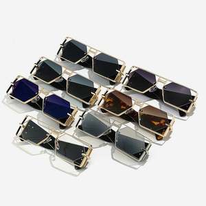 Nouvelles Lunettes de Soleil Carrées en Alliage Style Punk UV400 avec Monture Métallique Creuse pour Femmes et Hommes – Collection 2025 - Product Image 4