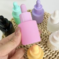Eigen logo 15ml/20ml/30ml Wimperverlenging Primer Fruitgeur Kleurrijke Flessen Allergievrije Wimperprimer Wimperversneller
