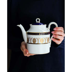 Set da Caffè Espresso Richard Ginori 15 Pezzi Modello Empire Decorazione Cleopatra Include 12 Tazzine da Espresso Caffettiera Zuccheriera - Product Image 1