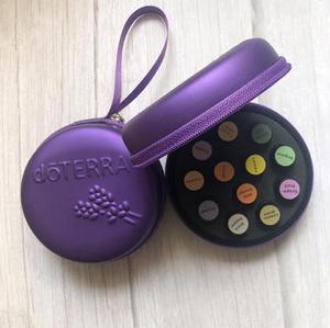 Stokta, Doterra 1ml 2ml uçucu yağlar şişe mor PU depolama yuvarlak durumda 12 flakon X 5/8 Dram - Product Image 5