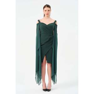 Haut décontracté vert pour femme DANS, coupe confortable, disponible en lots de gros tailles 38-42, modèle 1576 - Product Image 1