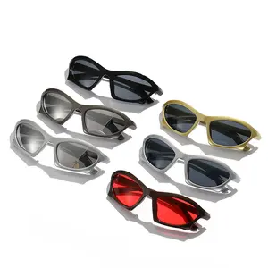 أحدث النظارات الشمسية 2024 للجنسين نظارات شمسية بلاستيكية مخصصة نظارات شمسية بالشعار نظارات شمسية للرجال والنساء نظارات نماذج الحفلات