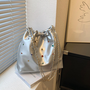 <span class=keywords><strong>Bolsa</strong></span> <span class=keywords><strong>de</strong></span> <span class=keywords><strong>basura</strong></span> con cadena para mujer, nueva red burst, sentido avanzado, luz <span class=keywords><strong>de</strong></span> lujo, color, diamante, gran capacidad, bolso <span class=keywords><strong>de</strong></span> mano para mujer - Product Image 2