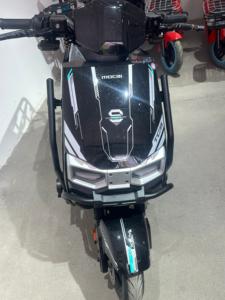 Vente directe d'usine Vélo de ville Vélo électrique adulte Scooter <span class=keywords><strong>Moto</strong></span> 72V 1000W 40-60km/h Scooter électrique <span class=keywords><strong>Moto</strong></span> - Product Image 5