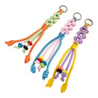 Porte-clés pendentif tressé à la main avec perles florales pour l'extérieur - Polyester pour le camping