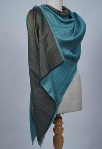 Étole Réversible Zari de Haute Qualité pour Femme, Châle Doux Bicolore de Créateur, Accessoire de Mode Élégant pour Boutique - Product Image 5