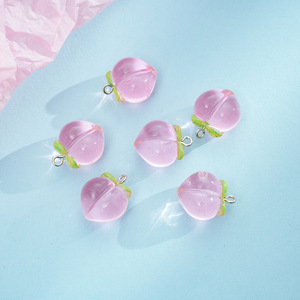 Pendentif Breloque Fruit Pêche Rose Semi-Dimensionnel Japonais 21x17mm avec Crochet, Accessoires Artisanaux DIY Faits à la Main - Product Image 3