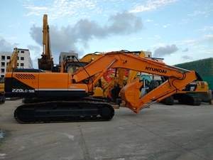 Vente directe usine – Excavatrice sur chenilles Hyundai 220LC-9S d'origine coréenne, en excellent état, en promotion – Excavatrices professionnelles - Product Image 6