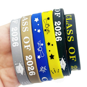 Bracelet en silicone écologique personnalisé 2026 avec logo sur mesure pour événements promotionnels : Fête professeur-élève, Cérémonie sur le campus, Saison des diplômes - Product Image 5