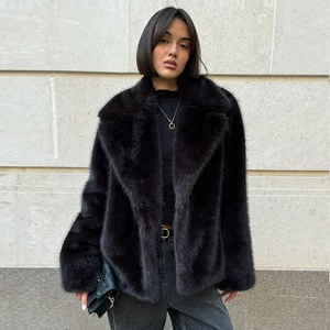 블랙 인조 폭스 퍼 코트 여성 블레이저 칼라 두꺼운 따뜻한 인조 퍼 재킷 공장 도매 OEM ODM 맞춤 서비스 - Product Image 4