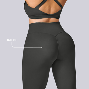 Completo Sportivo da Donna Taglie Forti a Vita Alta, Set da Palestra 2 Pezzi con Maniche a Tre Quarti, Abbigliamento Fitness Tinta Unita - Product Image 2