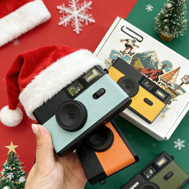 Retro Screen-Free Compact Digital Camera 8MP Photo Counter LED Flash Snap Camping Camera