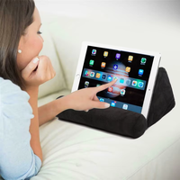 Kingworth Triangle Wedge Présentoir Regarder la télévision en ligne Tablette Support pour téléphone Coussin