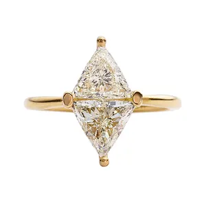 Best sell 18k gold plated 925 sterling silver diamond rhombus engagement ring with triangle cut shiny princess engagement rings