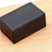 Flacon de parfum de luxe 50ml pour homme Flacon vaporisateur en verre rectangle noir avec bouchon de parfum de luxe