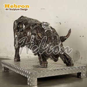 Crânes de taureau grandeur nature en métal recyclé, sculpture d'art extérieure sur mesure, thème croix soudée, prix usine abordable - Product Image 4