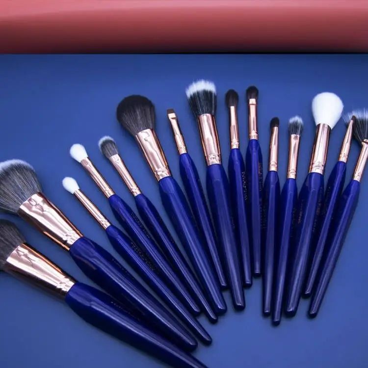 สีน้ำเงินเข้ม