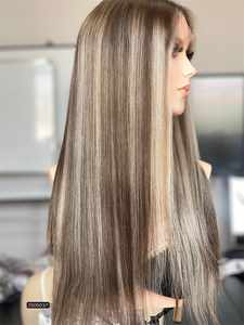 Perruque de cheveux humains de qualité supérieure HD Lace Wig Glueless Part Anywhere Brown Color With Highlight Prêt à expédier - Product Image 2