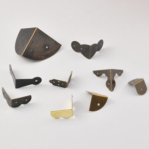 Jingmao Hardware Antique Metal <b>Corner</b> <b>Protectors</b> For Wooden Boxes Right Angle Edge Guards Model 051 - Product Image 2