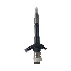 Proveedor de piezas de automóviles de alto rendimiento Piezas universales de alta calidad Inyector de combustible de motor diésel OEM 1465A041 - Product Image 2