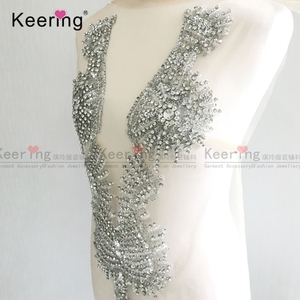 Keering thiết kế đặc biệt sâu V hình dạng Wedding Dress đính WDP-112 - Product Image 6