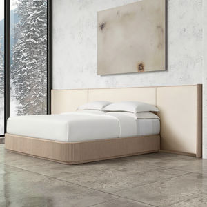 Byron Luxe Houten Kingsize Bedframe Verlengde Gestoffeerde Stof Oversized Hoofdeinde Amerikaanse Herenhuis Stijl Slaapkamermeubilair - Product Image 2