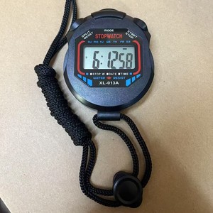 Cronómetro y Temporizador Deportivo Multifunción con Timbre por Hora, Cuenta Regresiva Programable para Árbitros y Cronometraje de Competencias - Product Image 3