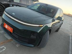 Se Aceptan Pedidos Personalizados Li Auto L6 Pro 2025 Híbrido SUV Familiar con Techo Panorámico R20, Opción Económica, Espacioso, 5 Plazas, Doble Motor - Product Image 1