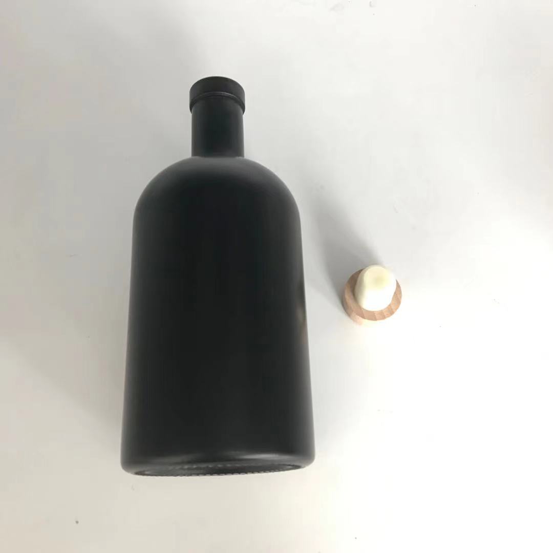 500ml round shape matte black glass wine bottles with cork lid OEM color and logo manufacturer glass bottle