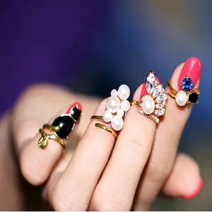 2020 Hot Koop Vrouwen Mode Kat Parel Met Zirkoon Vingernagel Ring Nagel Ring Crystal Nail Ring