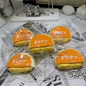 Jouet anti-stress en silicone en forme de petit pain Taba Squishy pour la vente en gros - Product Image 5