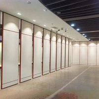 Diviseur pliable acoustique de séparation mobile insonorisée coulissante de mur pour le hall d'exposition de restaurant de salle de classe