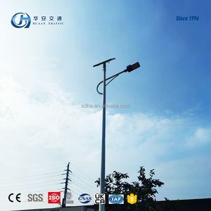 Poteau de lampadaire galvanisé robuste certifié ISO Garantie de 10 ans Résistance au vent de 200 km/h pour <span class=keywords><strong>pont</strong></span> routier urbain - Product Image 3