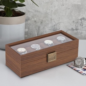 Caja de Madera para Reloj con Almohadillas y Ventana de Vidrio Transparente, Tamaño OEM, Madera Maciza, <span class=keywords><strong>Color</strong></span> <span class=keywords><strong>Barniz</strong></span> Marrón de Lujo - Product Image 1