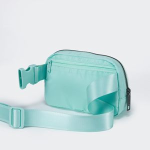 Sac banane ajustable pour femme, idéal pour le sport, les voyages, le fitness et les activités de plein air - Product Image 2