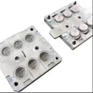 Moule en silicone personnalisé - Design personnalisable écologique pour usage domestique, moule en silicone de qualité alimentaire LST pour bonbons en forme de cube - Product Image 2